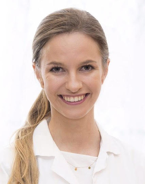 Dr. Veronika Baier